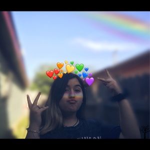 Meet your Posher, Melina